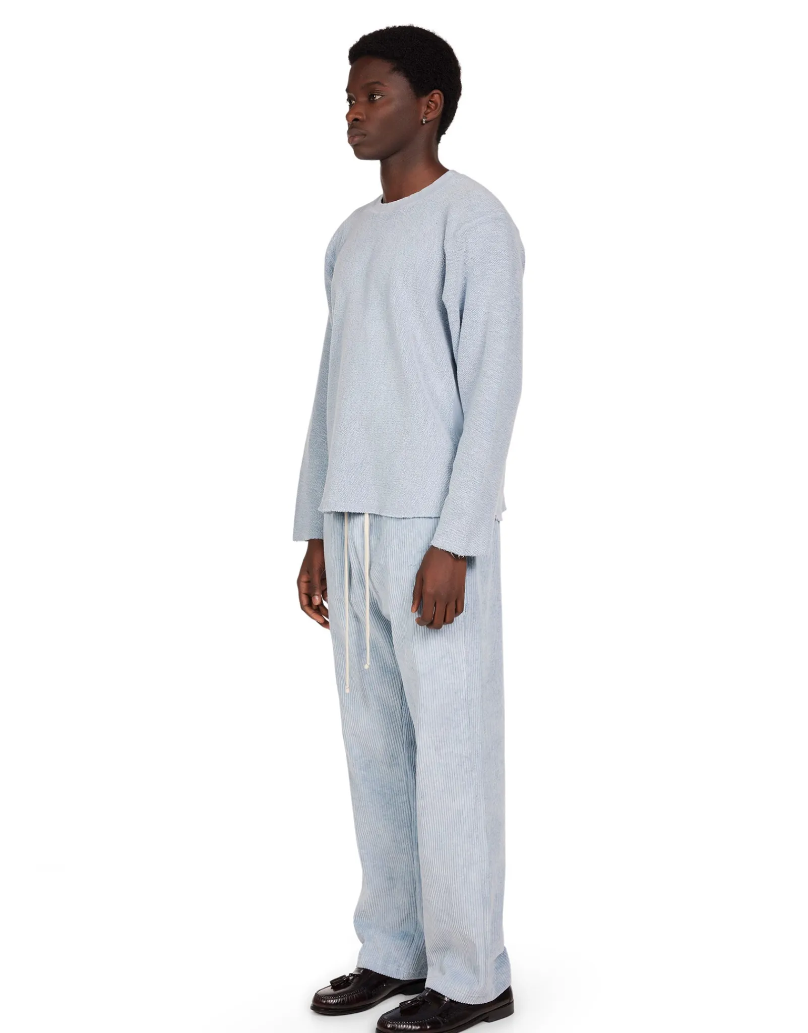 heavyweight_inside_out_ra_2.webp Fashion LES TIEN Heavyweight Inside Out Raw Crop Crew Washed Dusty Blue