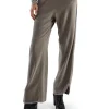 New LES TIEN Olympia Scallop Pant Dove